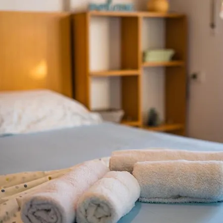 Apartamento Gjiri I Lalzit - Savita - Kompleksi Turistik Lura 2 *