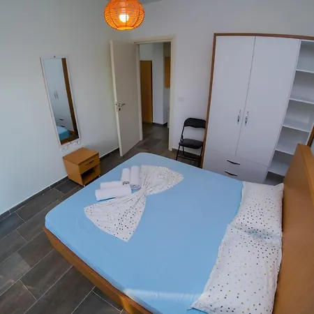 Gjiri I Lalzit - Savita - Kompleksi Turistik Lura 2 Plazhi San Pietro