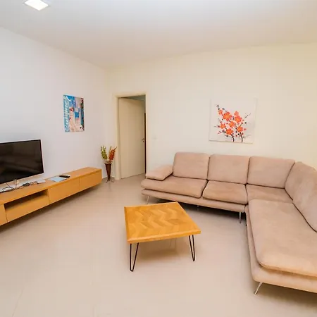 Gjiri I Lalzit - Savita - Kompleksi Turistik Lura 2 Apartamento *