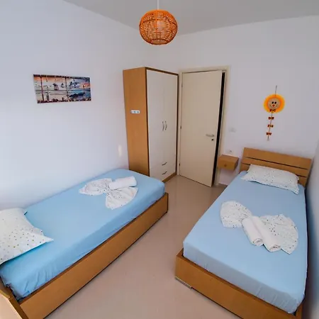 Gjiri I Lalzit - Savita - Kompleksi Turistik Lura 2 Plazhi San Pietro