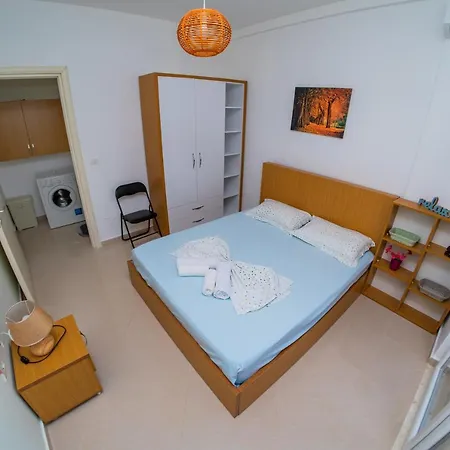 Gjiri I Lalzit - Savita - Kompleksi Turistik Lura 2 * Plazhi San Pietro